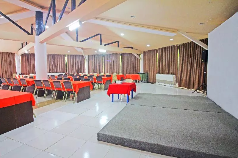 Caliraya Resort Club