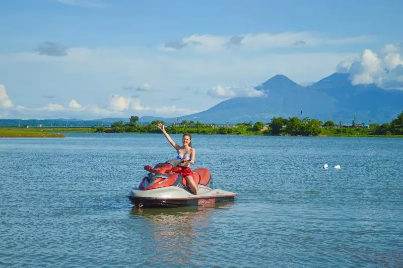 Caliraya Resort Club