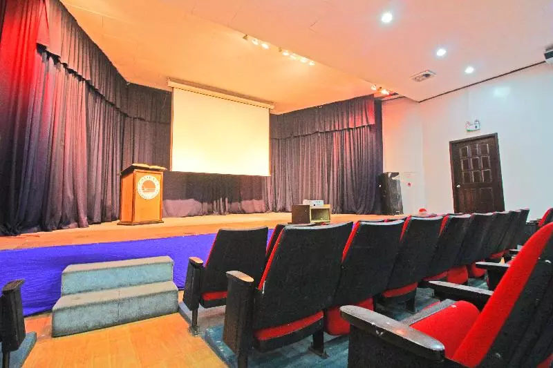 Caliraya Resort Club