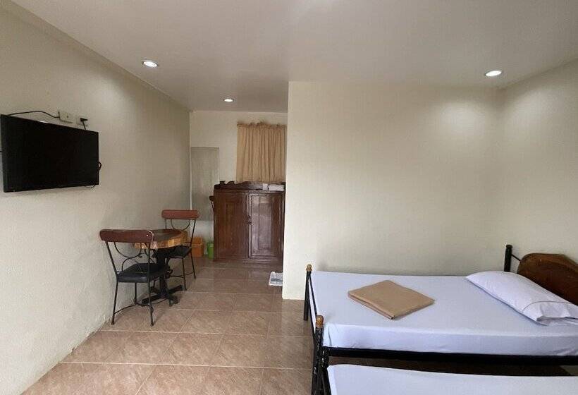 בית מלון כפרי Balay Inato Pension