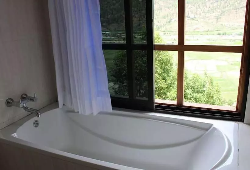 هتل Bhutan Mandala Resort
