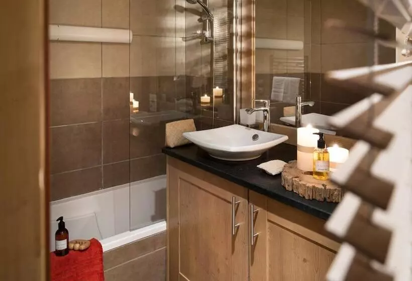 هتل Cgh Résidences & Spas Le Jhana