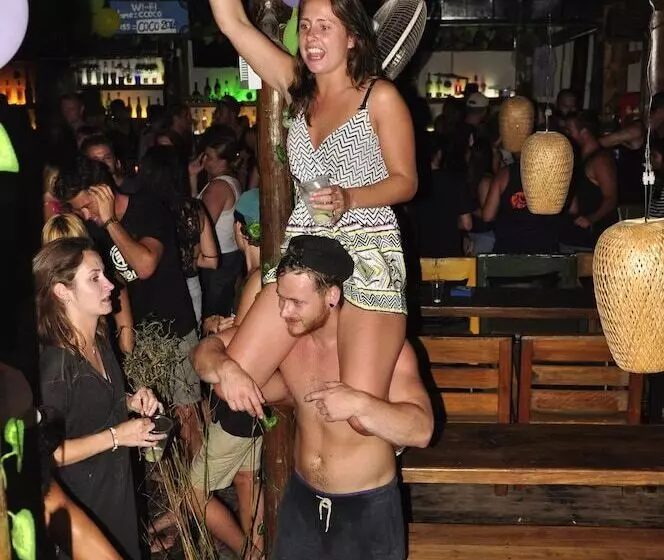 Hotelli Coco Boutique Resort   Hostel