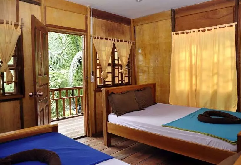 Hotelli Coco Boutique Resort   Hostel