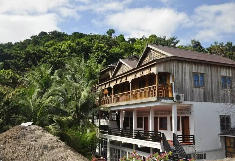 Hotelli Coco Boutique Resort   Hostel