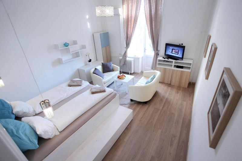 酒店 Dfive Apartments Bathory