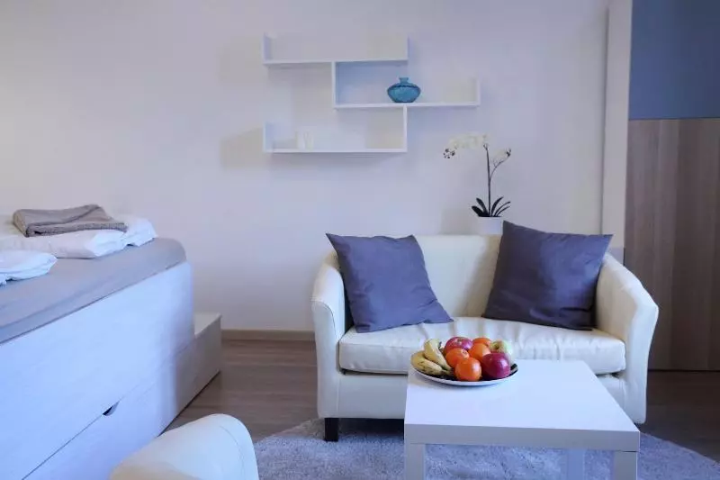 هتل Dfive Apartments Bathory