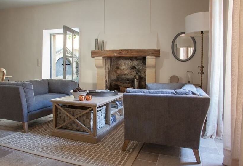 Отель Domaine Les Martins Gordes