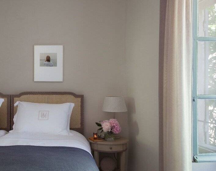 Отель Domaine Les Martins Gordes