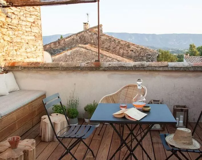 ホテル Domaine Les Martins   Gordes