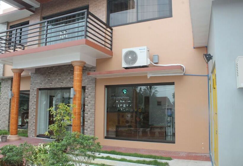 בית מלון כפרי Dreamland Residences