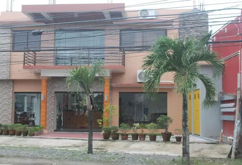 هتل Dreamland Residences