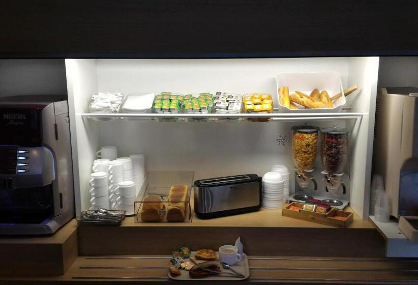 فندق F1 Tours Nord