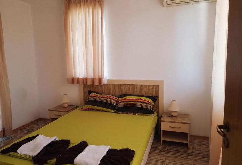 فندق Guest Apartments Salena