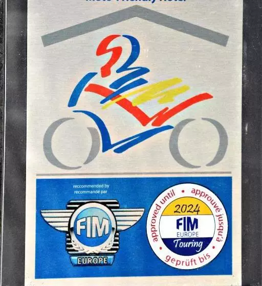 ホテル Guesthouse Vissinokipos   Biker Friendly   Motorrad