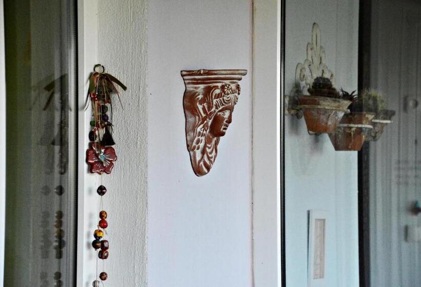 בית מלון כפרי Guesthouse Vissinokipos Biker Friendly Motorrad