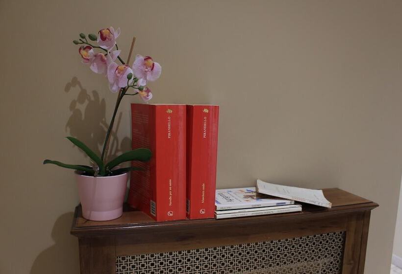 Отель L Alba Sui Templi