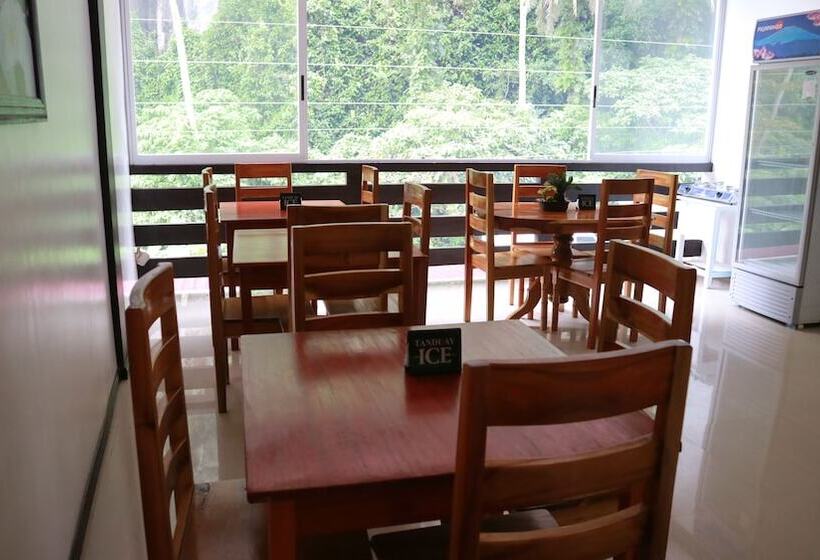 酒店 Lolo Panding Inn