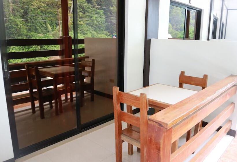 酒店 Lolo Panding Inn