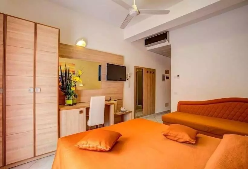 Hotel Majorca