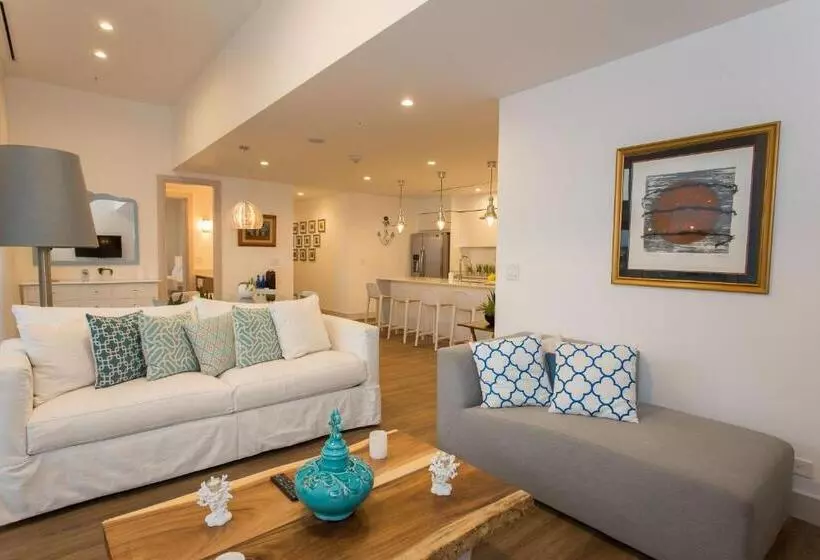 هتل Marina Pez Vela Villas