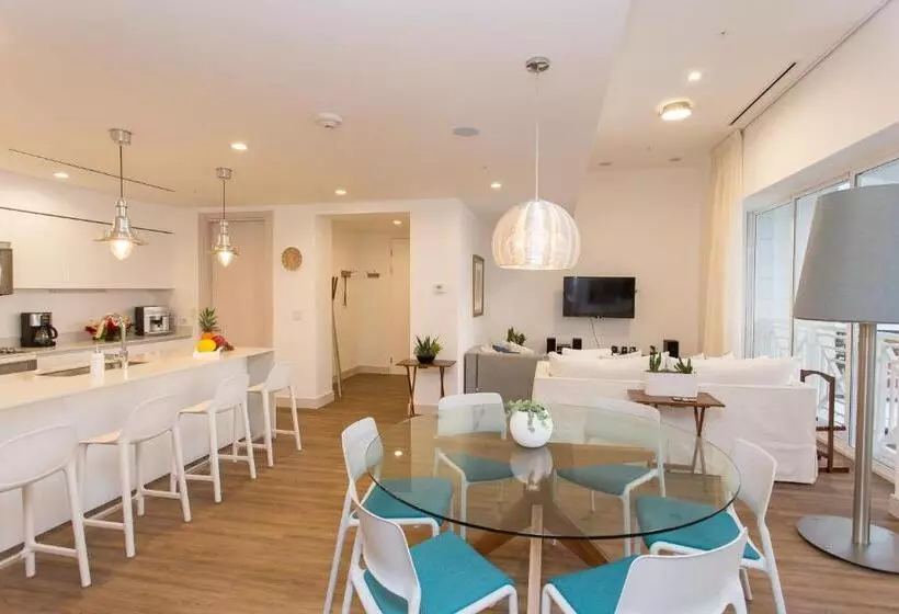 هتل Marina Pez Vela Villas