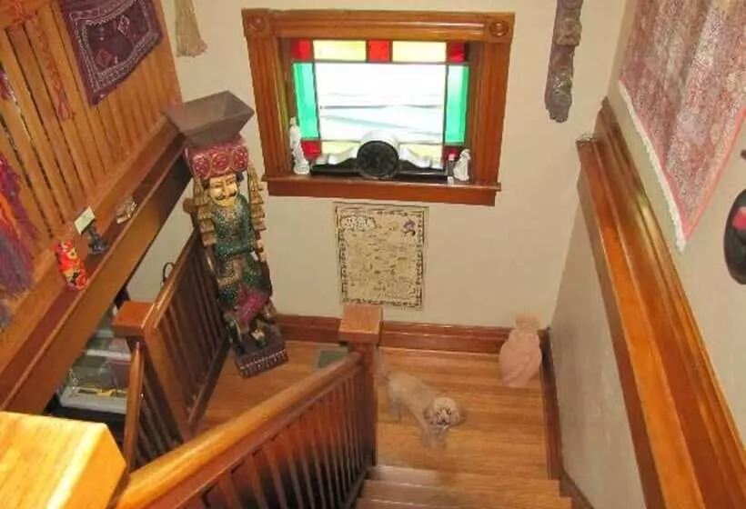 Hotelli Oasis Bed And Breakfast