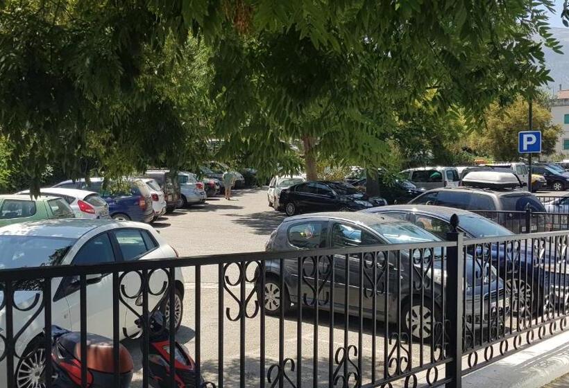 호텔 Posada Alpujarra Sol