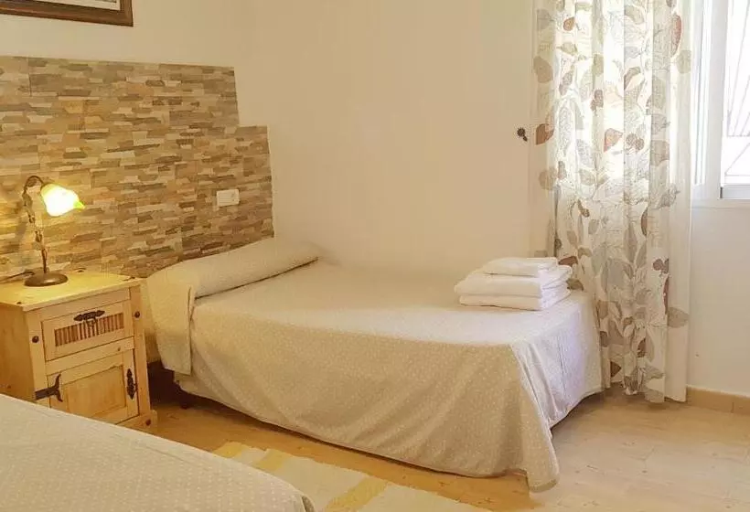 هتل Posada Alpujarra Sol