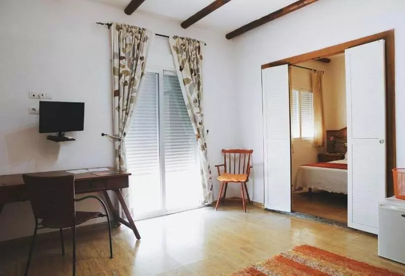 هتل Posada Alpujarra Sol