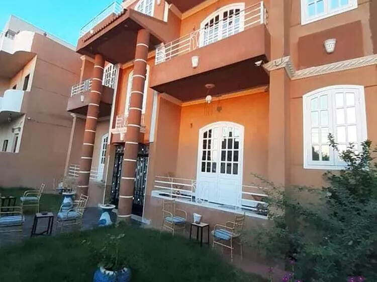 هتل Dar Lina Guesthouse Luxor