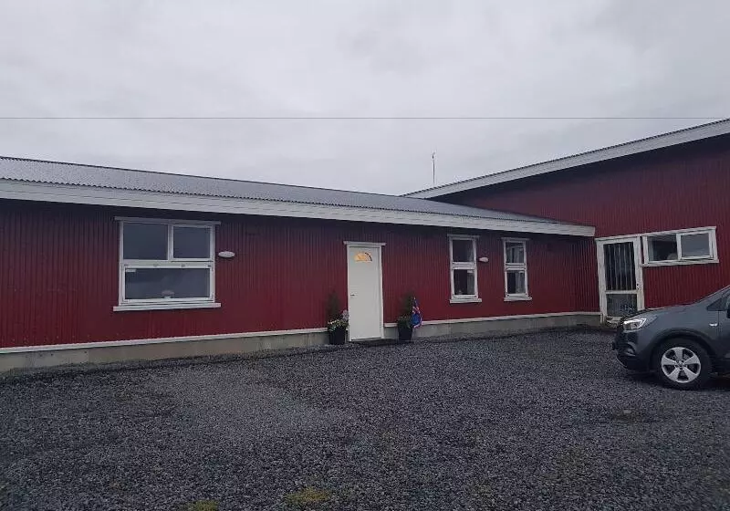 هتل Skalatjorn Guesthouse