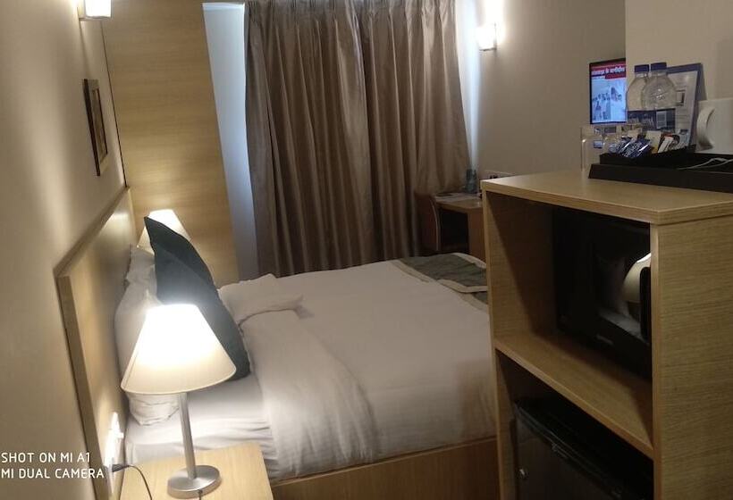 ホテル Starlit Suites Neemrana