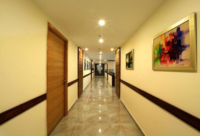 ホテル Starlit Suites Neemrana