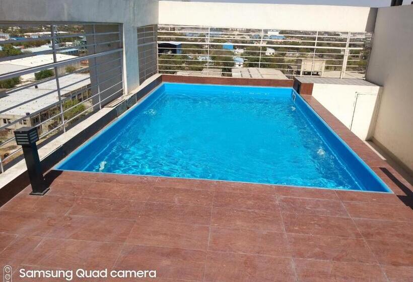 ホテル Starlit Suites Neemrana