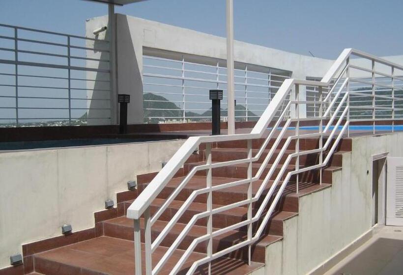 ホテル Starlit Suites Neemrana