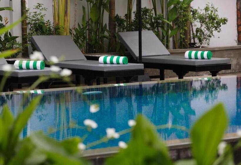 هتل The Cyclo Siem Reap