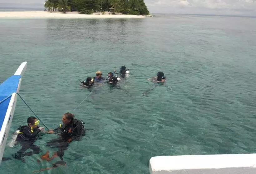 ホテル The Sharks Tail Dive Center