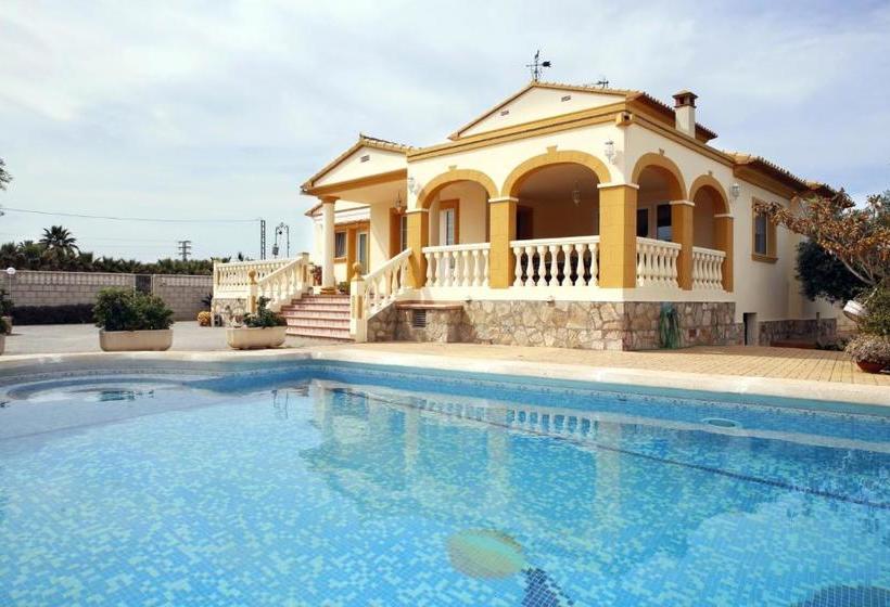 בית מלון כפרי Villa Natura