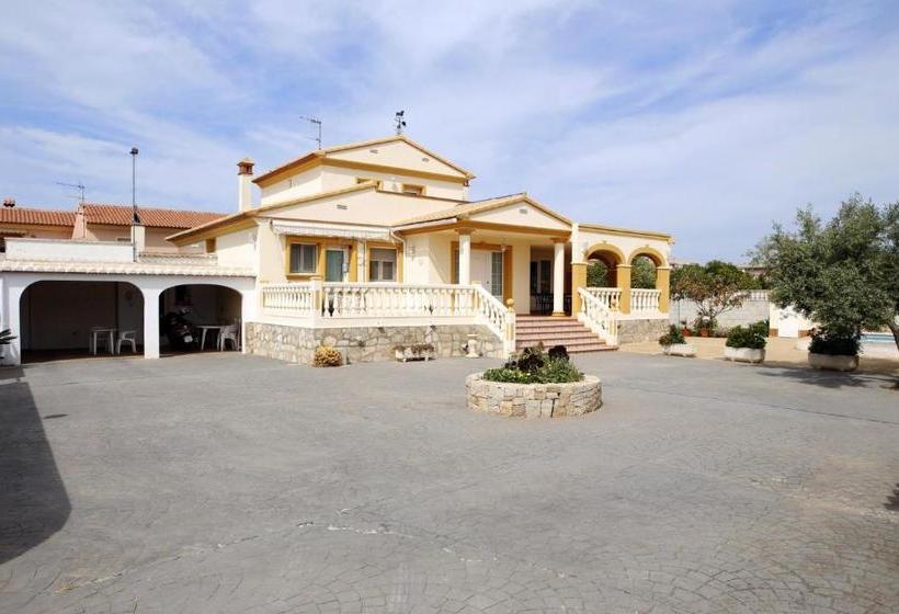 בית מלון כפרי Villa Natura