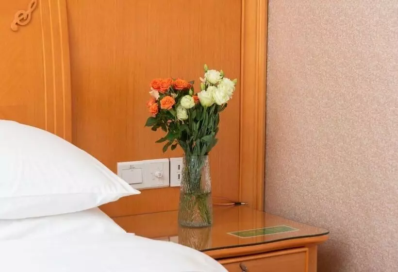 Vienna Hotel   Beijing Road