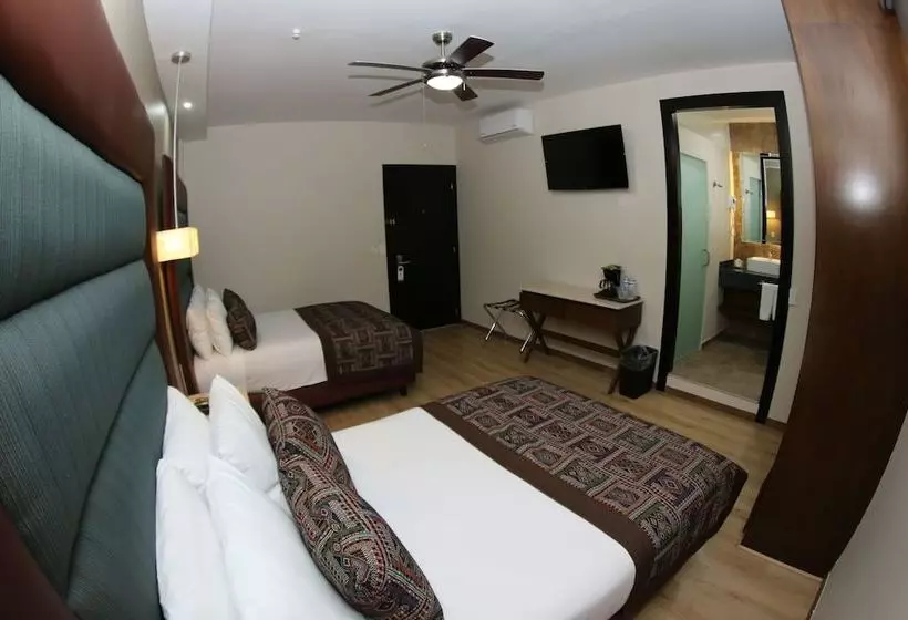 Centriplaza Hotel Suite & Spa