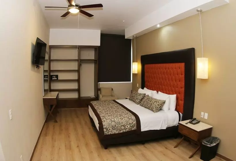 Centriplaza Hotel Suite & Spa