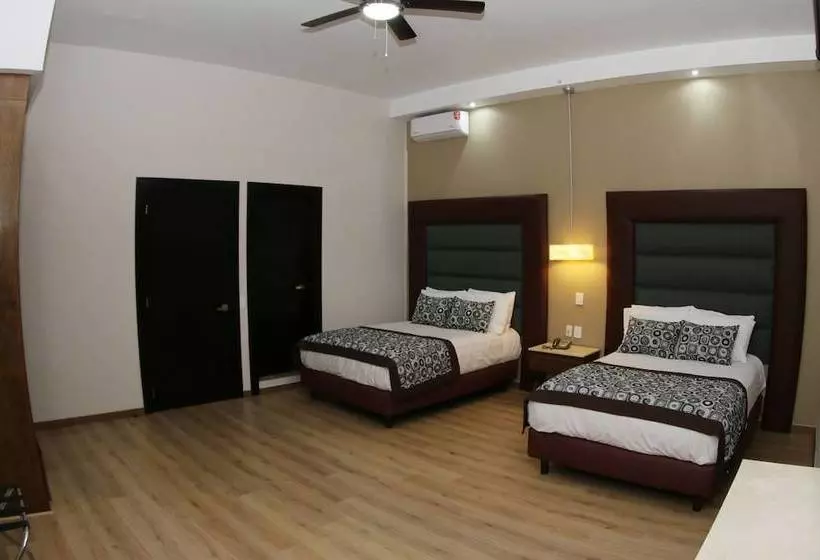 Centriplaza Hotel Suite & Spa