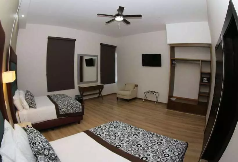 Centriplaza Hotel Suite & Spa
