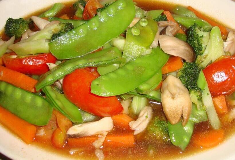 호텔 Baan Suan Jantra Home Stay