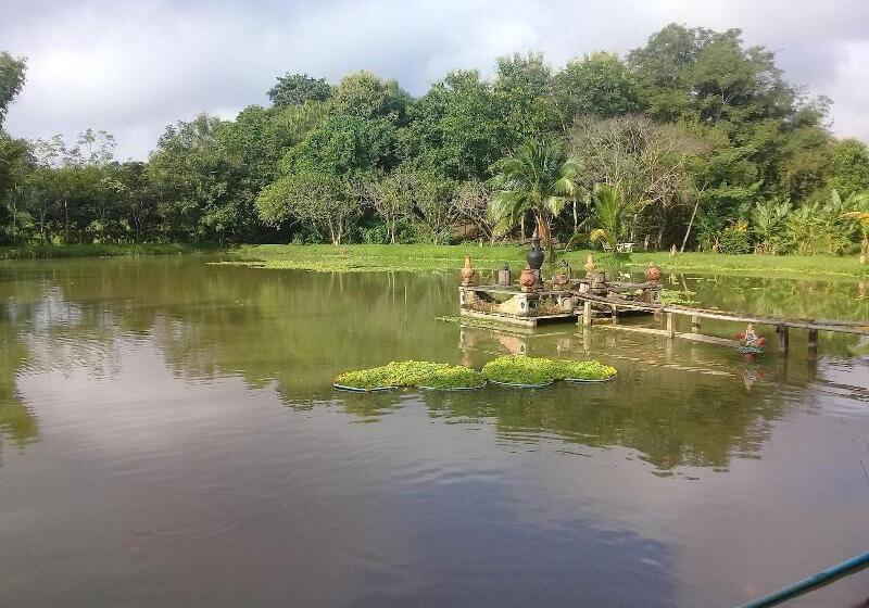 호텔 Baan Suan Jantra Home Stay