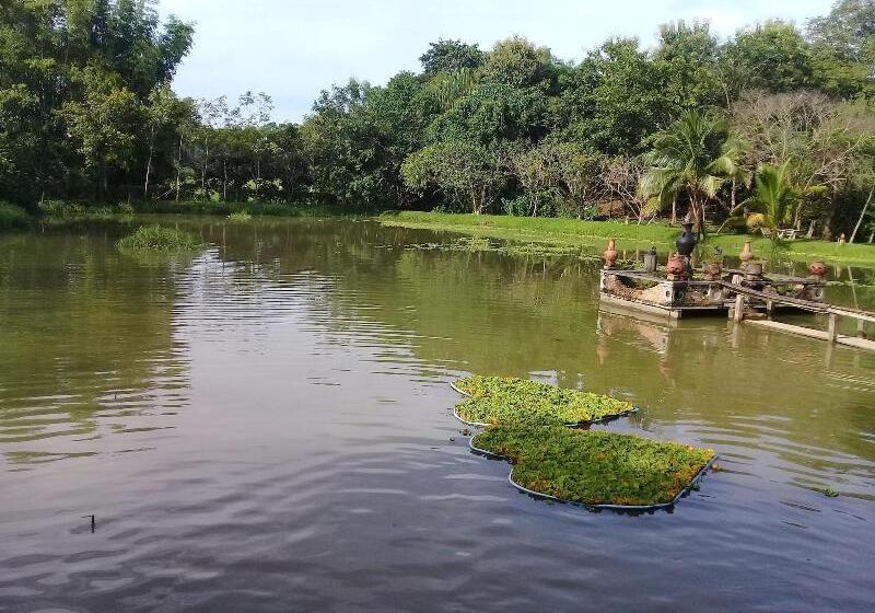 호텔 Baan Suan Jantra Home Stay