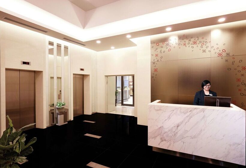 هتل Hilton Garden Inn Puchong