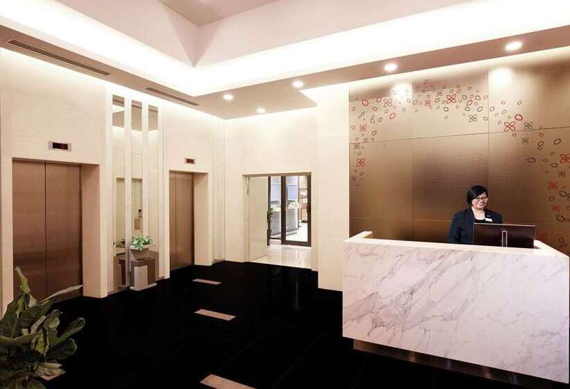 هتل Hilton Garden Inn Puchong